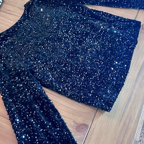 Sezane Shiny Blouse black sequin top size 40 - Picture 2 of 6